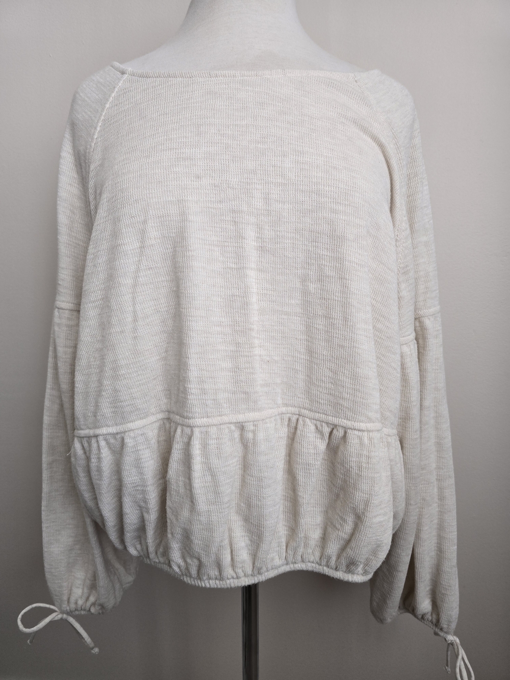 aerie Cream Peplum Sweatshirt with Tie Cuffs Ballon Sleeves Size XL